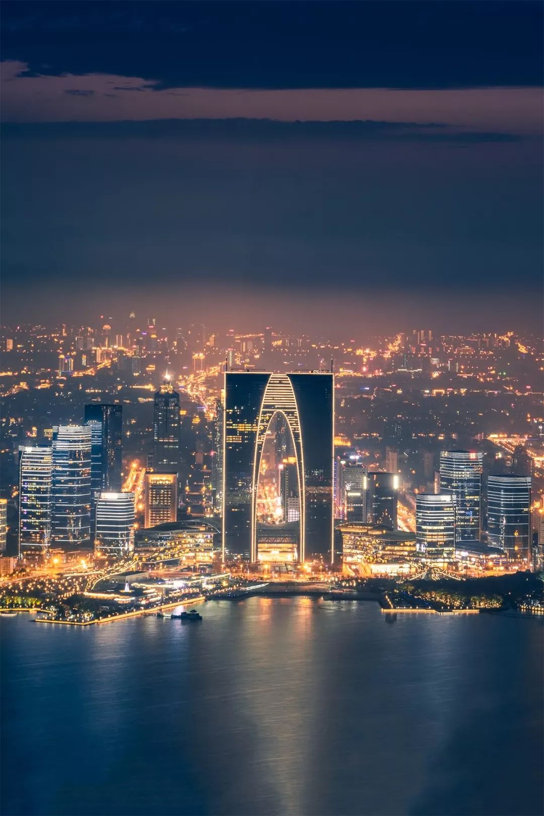 什么是新中国？
